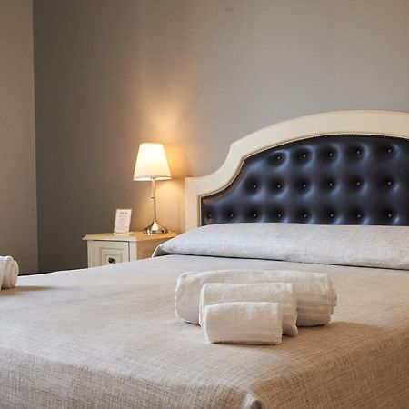 La Collegiata Guest House Catania Exterior photo