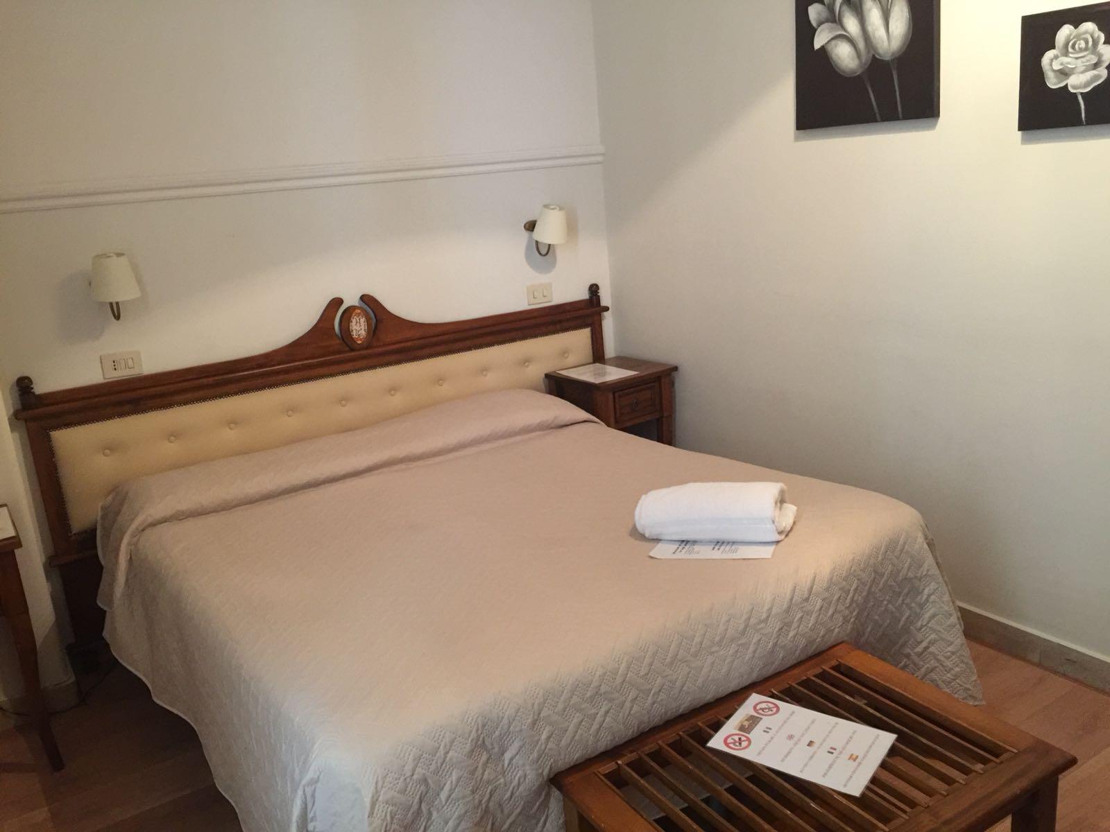 La Collegiata Guest House Catania Exterior photo