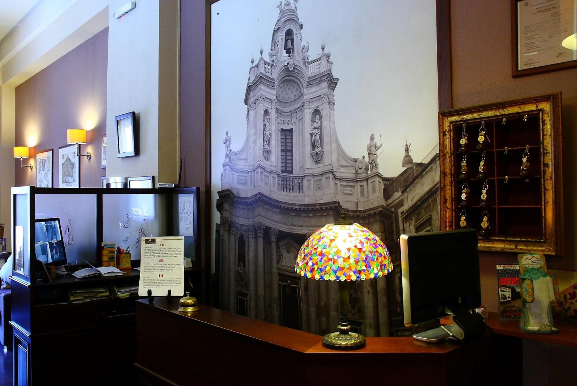 La Collegiata Guest House Catania Exterior photo
